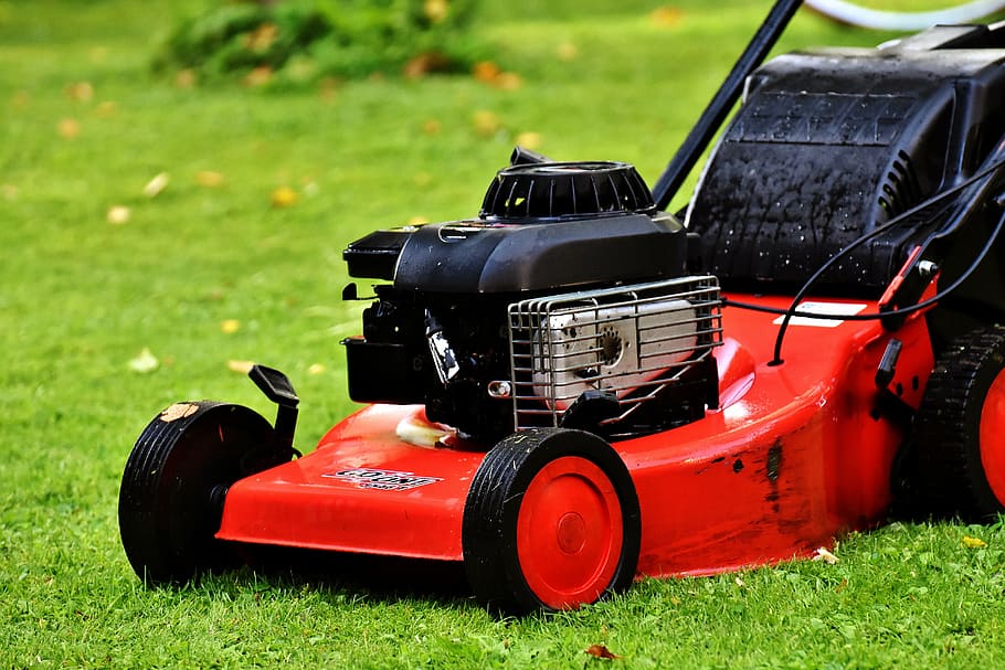 Best Gas To Use in Lawn Equipment