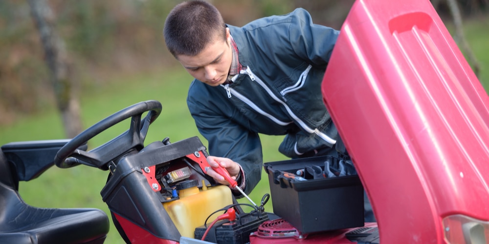 Will a Mower Run With a Dead Battery?