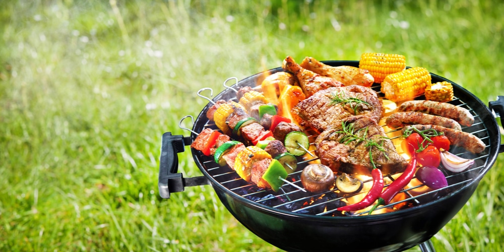 how do you cook ribs on a charcoal grill fast?