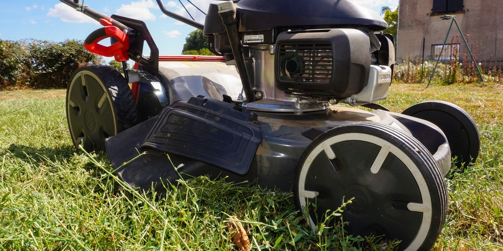 How To Drain Gas From a Mower